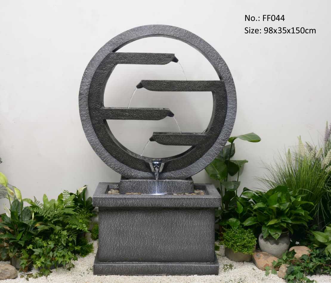 28. CIRCLE IMPORTED FOUNTAIN